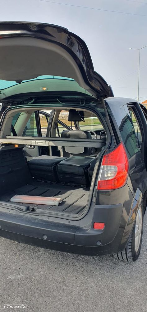 Renault Scénic - 16