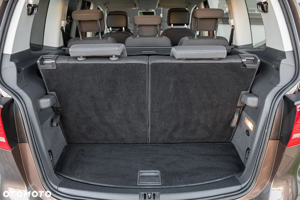 Volkswagen Touran 1.4 TSI BMT Highline DSG - 32