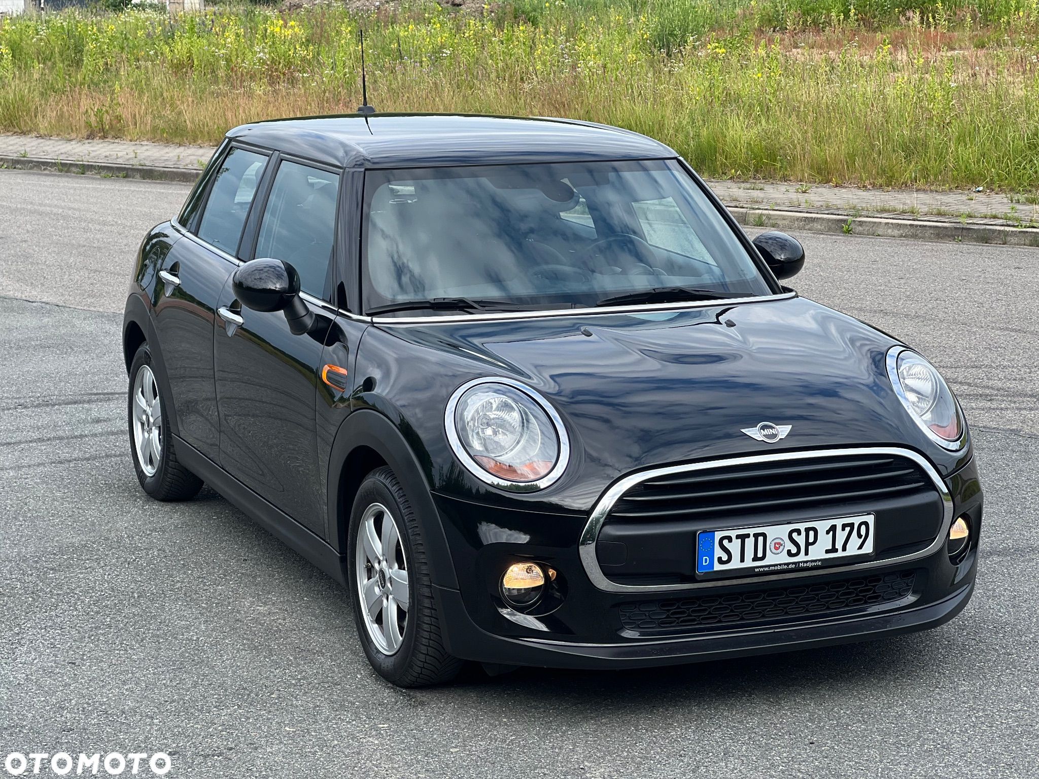 MINI ONE Standard - 1