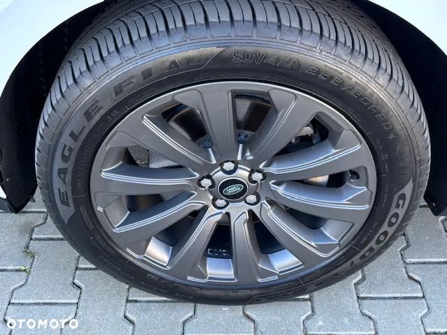 Land Rover Range Rover Velar 2.0 P250 R-Dynamic SE - 38
