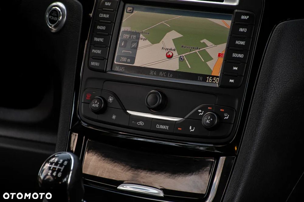 Ford S-Max - 17