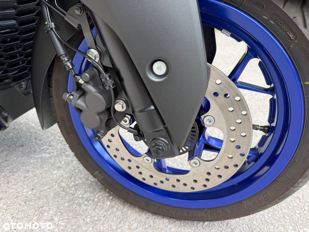 Yamaha X-max - 11