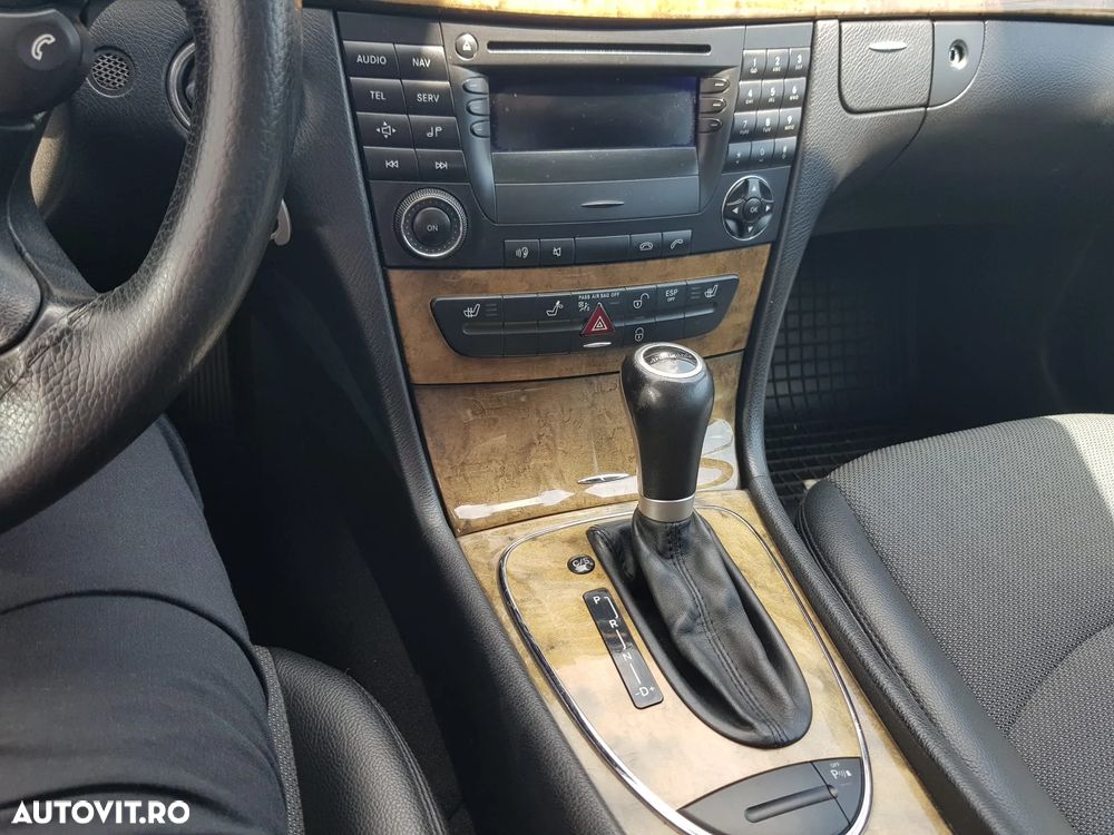 Mercedes-Benz E - 6