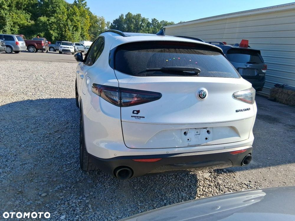 Alfa Romeo Stelvio 2.0 Turbo TI Q4 - 5