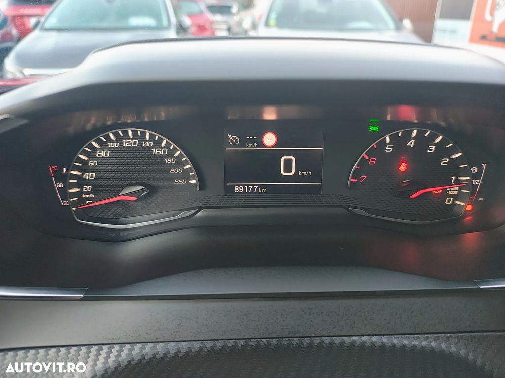 Peugeot 2008 PureTech 100 Stop&Start Active Pack - 25