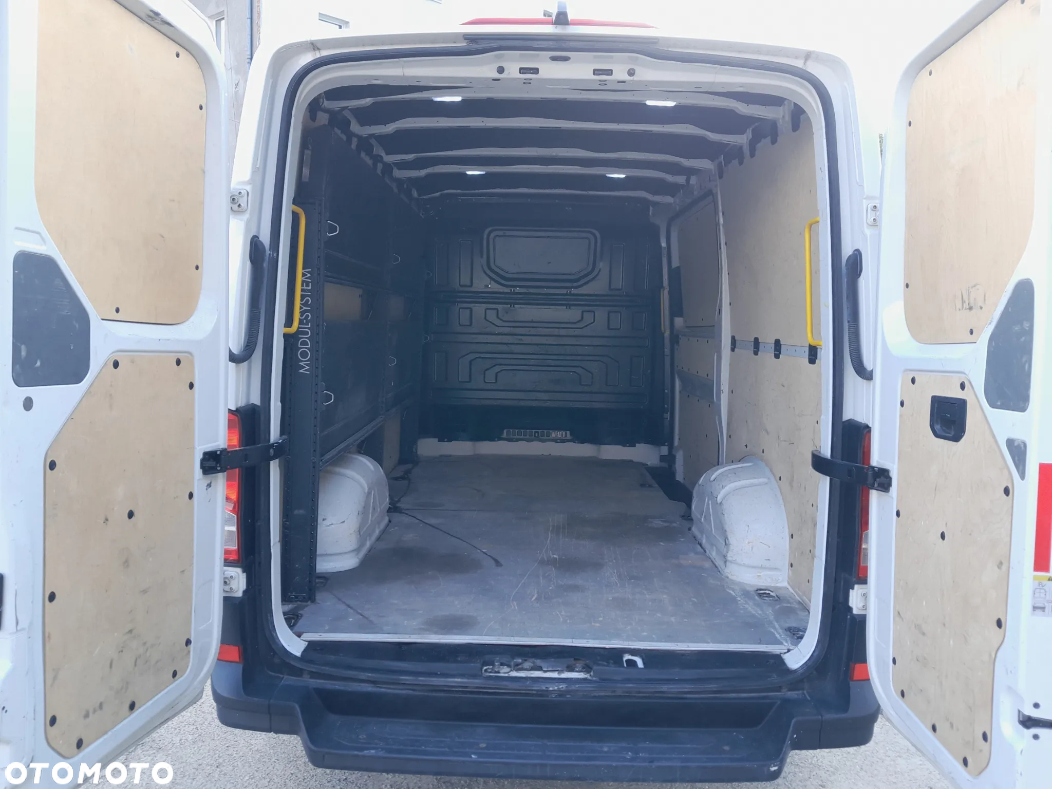 Volkswagen CRAFTER - 15