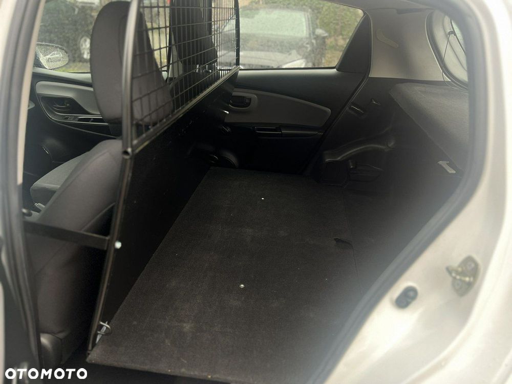 Toyota Yaris 1.5 Active - 15