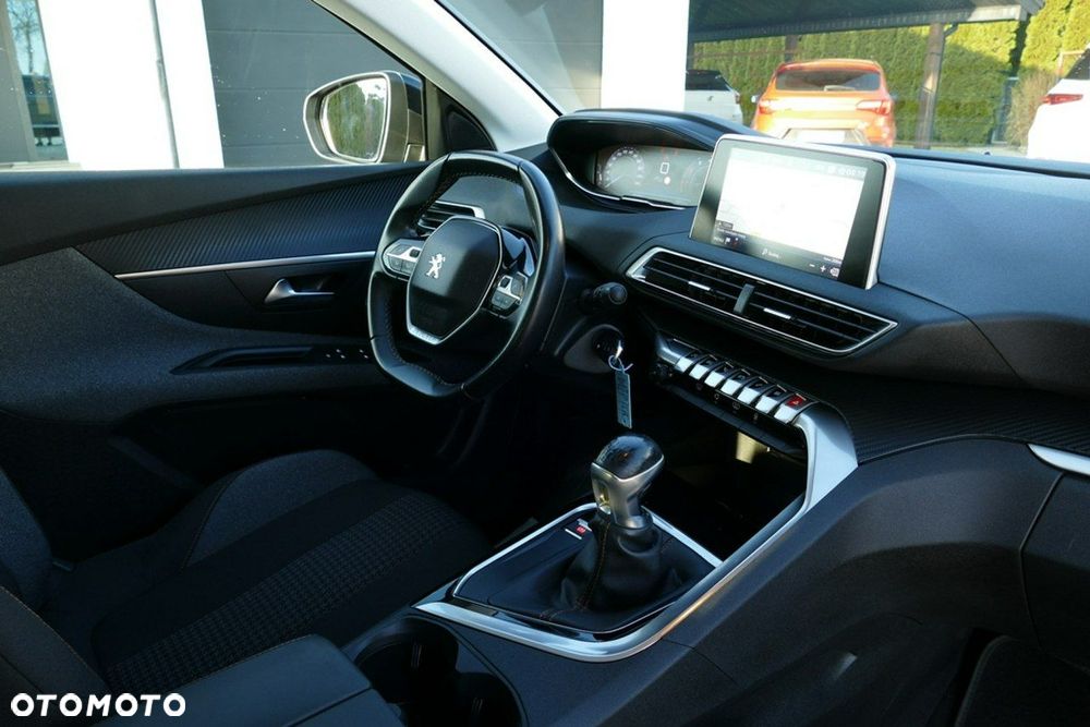 Peugeot 3008 1.2 PureTech Allure Pack S&S - 20