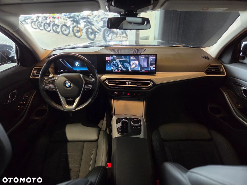 BMW Seria 3 318d MHEV Advantage - 12
