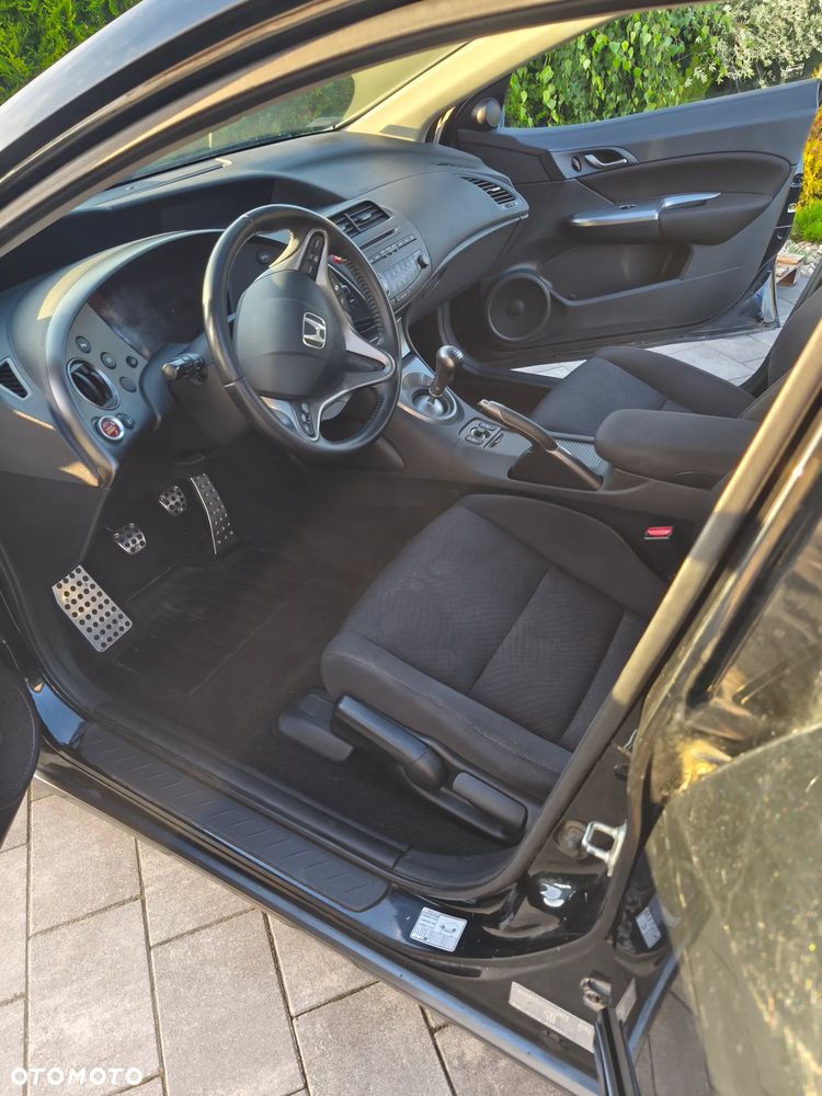 Honda Civic 1.8 Comfort - 8