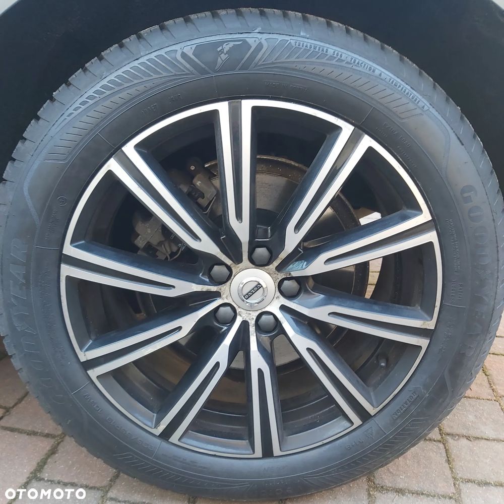 Volvo XC 60 D5 AWD Inscription - 19