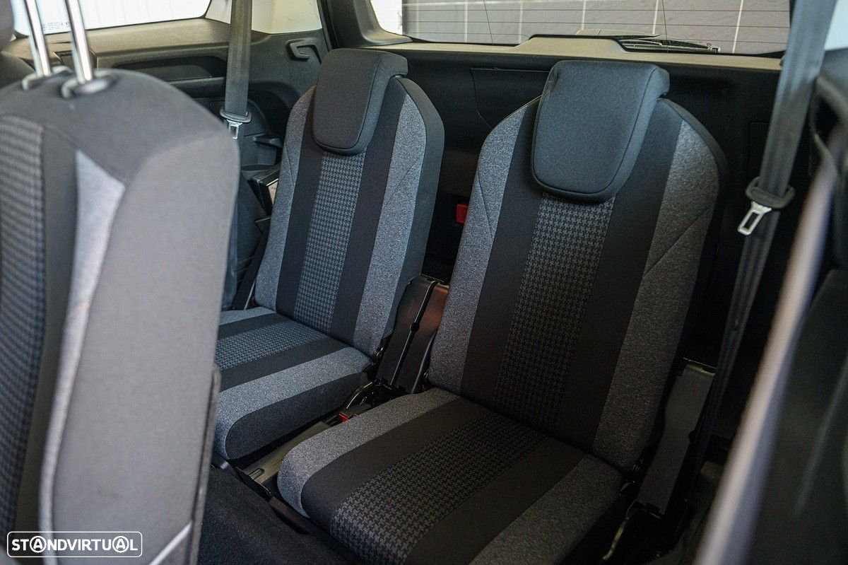 Peugeot 5008 1.2 PureTech Active - 23