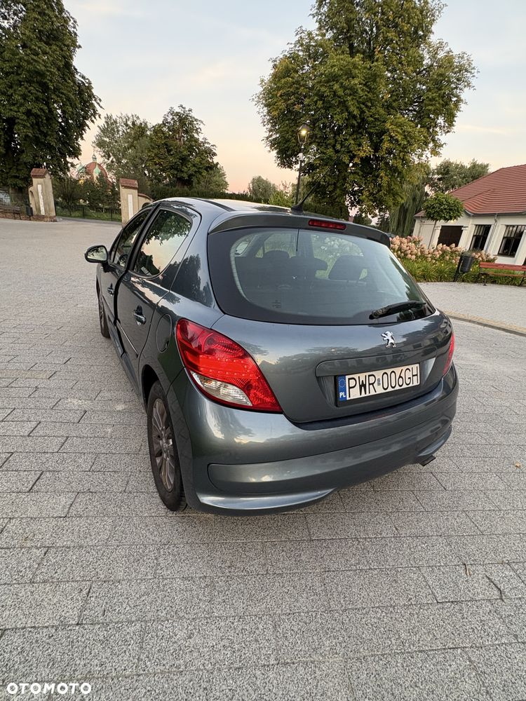 Peugeot 207 - 3
