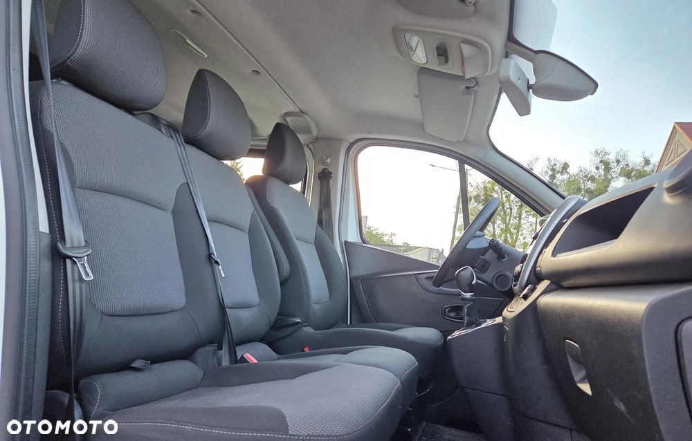 Renault Trafic - 9