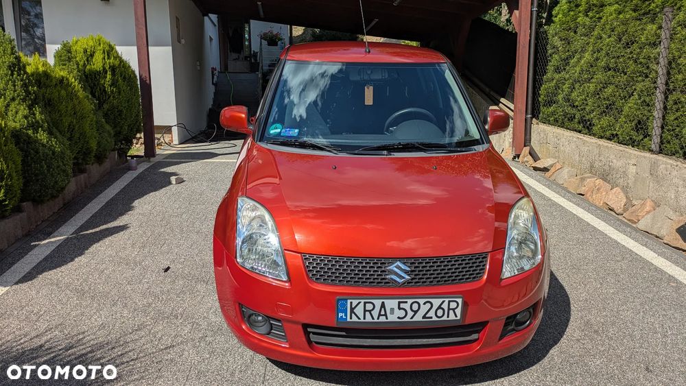 Suzuki Swift - 2