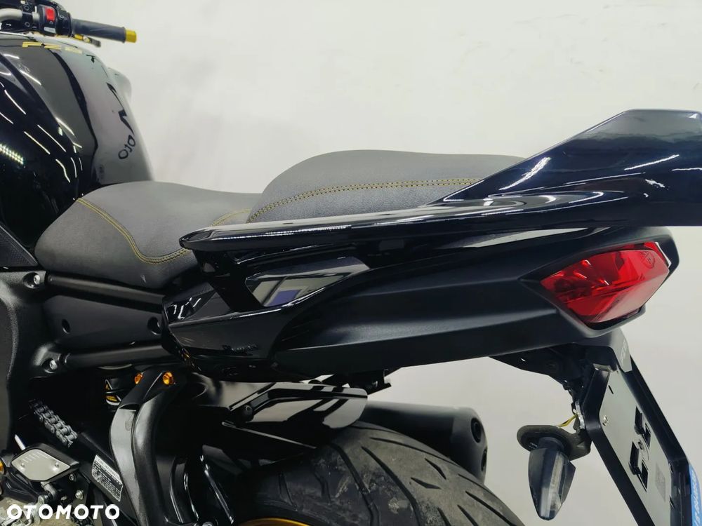 Yamaha FZ8 - 27