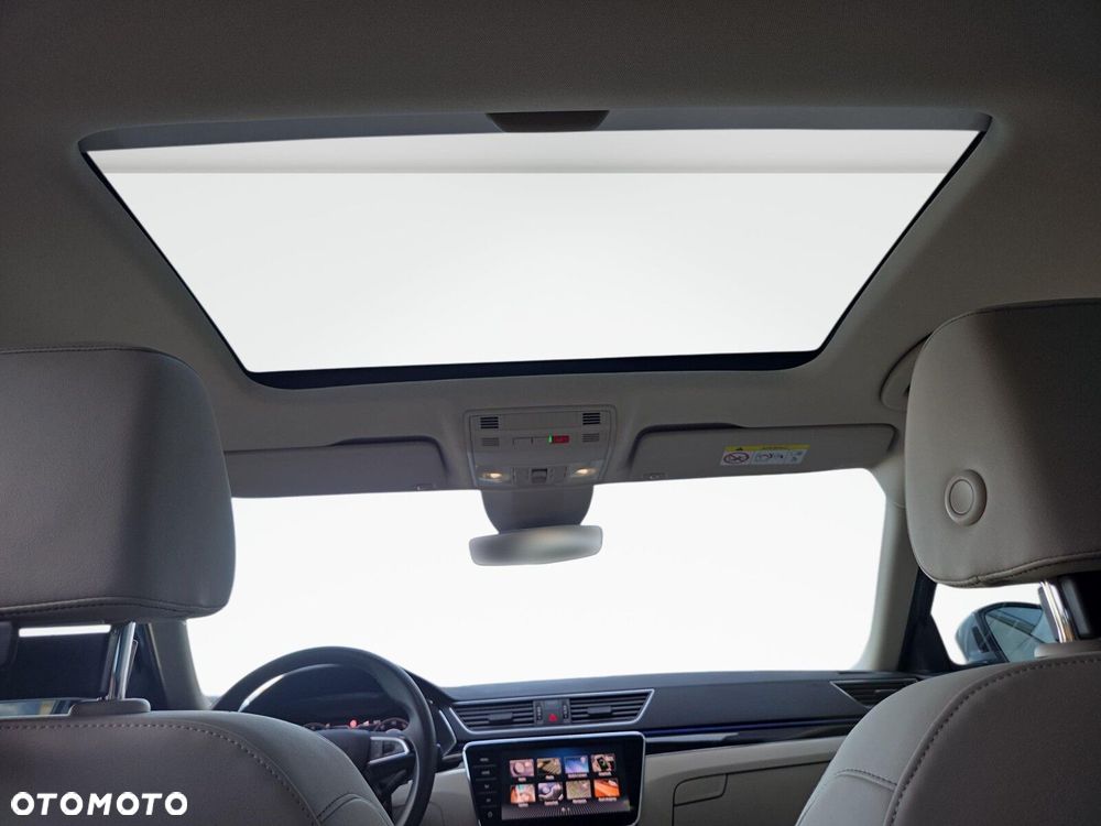 Skoda Superb 2.0 TSI 4x4 L&K DSG - 14