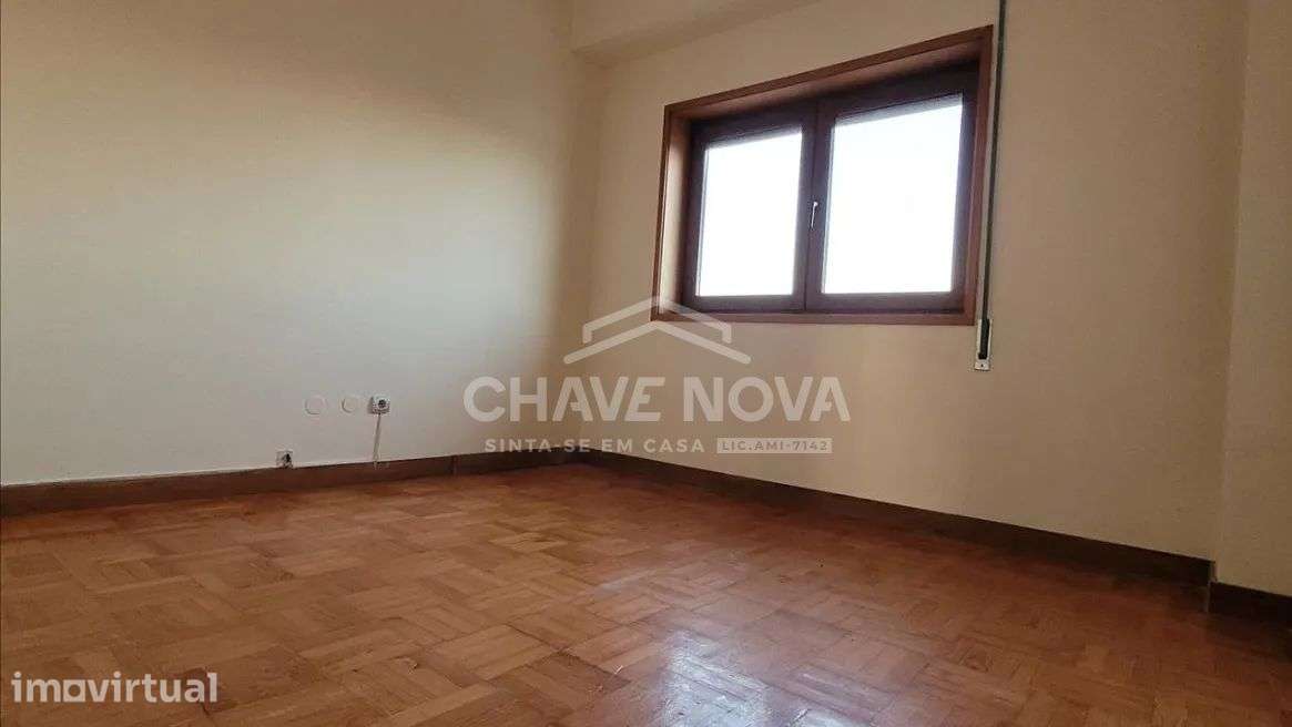 T2 c/ Varanda em Cedofeita (Porto) - Grande imagem: 5/14