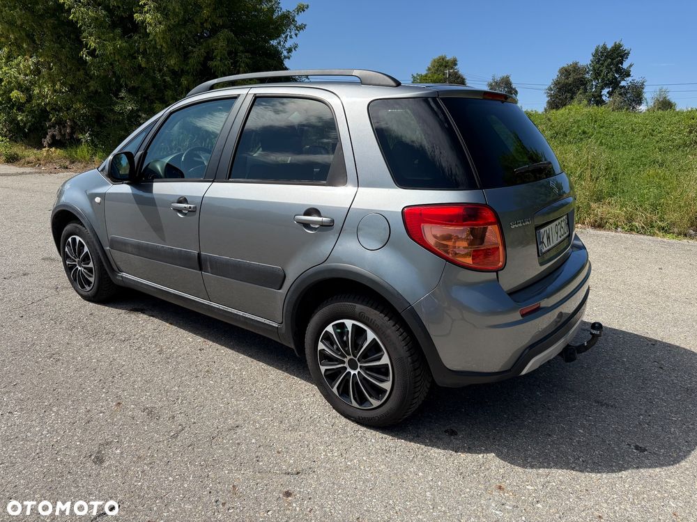Suzuki SX4 1.6 VVT 4x2 Comfort - 8