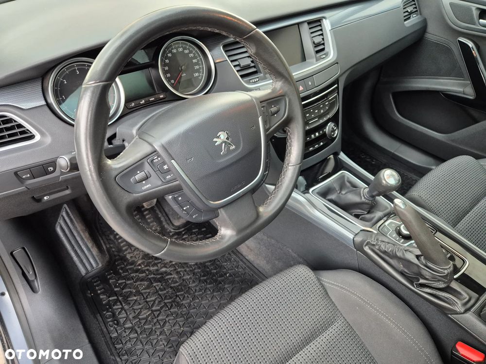 Peugeot 508 HDi FAP 140 Active - 11