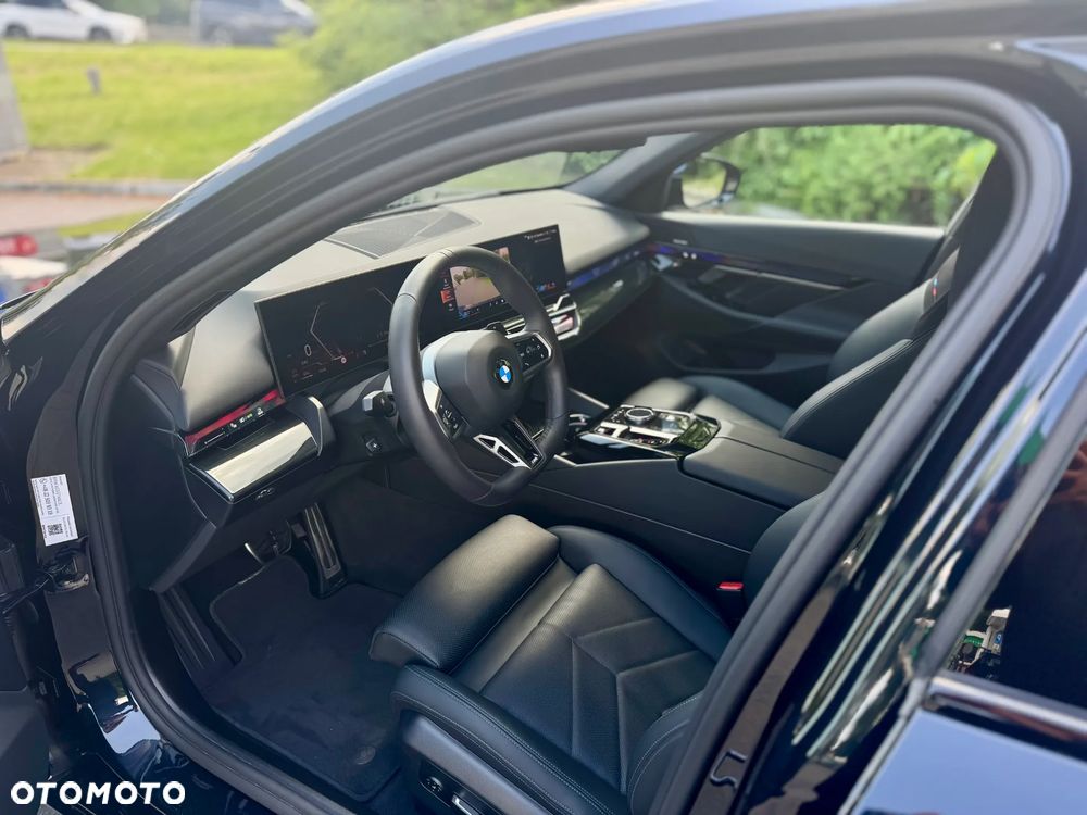 BMW Seria 5 520d xDrive mHEV M Sport - 13