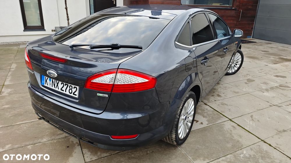 Ford Mondeo 2.0 FF Titanium - 35