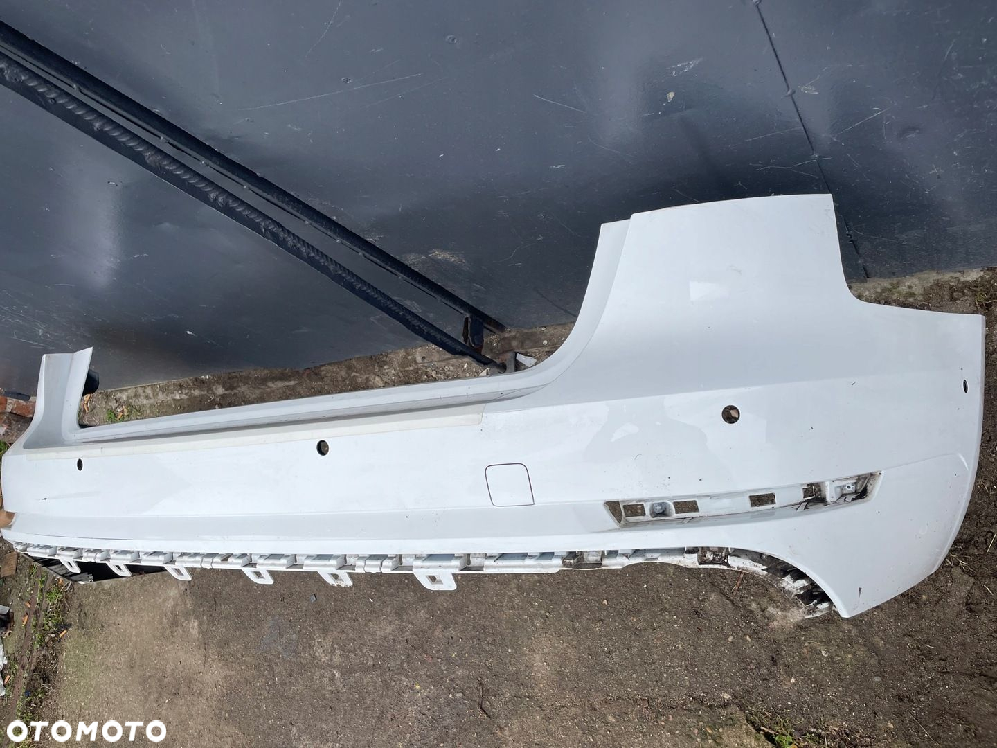 Audi A4 B9 kombi zderzak tył tylny - 3