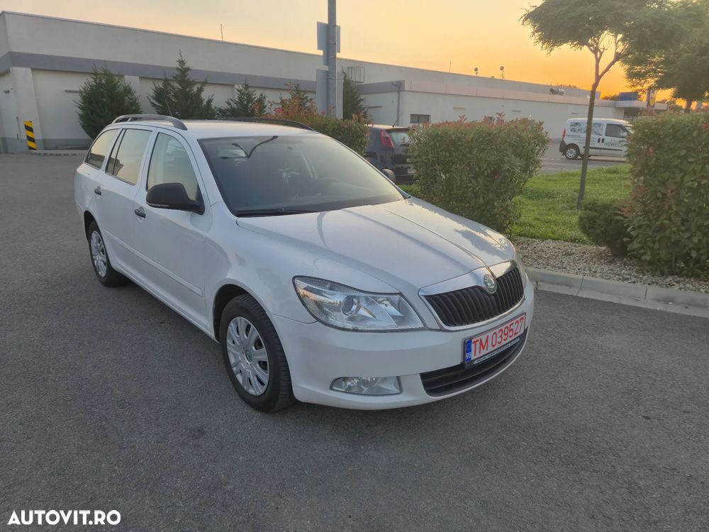 Skoda Octavia 1.6 TDI Ambiente - 2