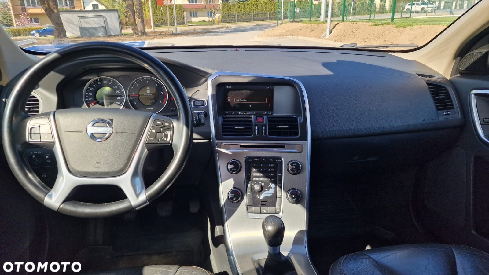 Volvo XC 60 D4 Momentum - 9