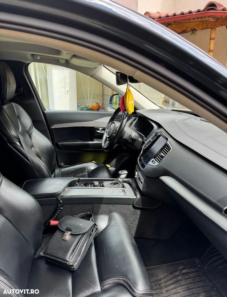 Volvo XC 90 D5 AWD Inscription - 8