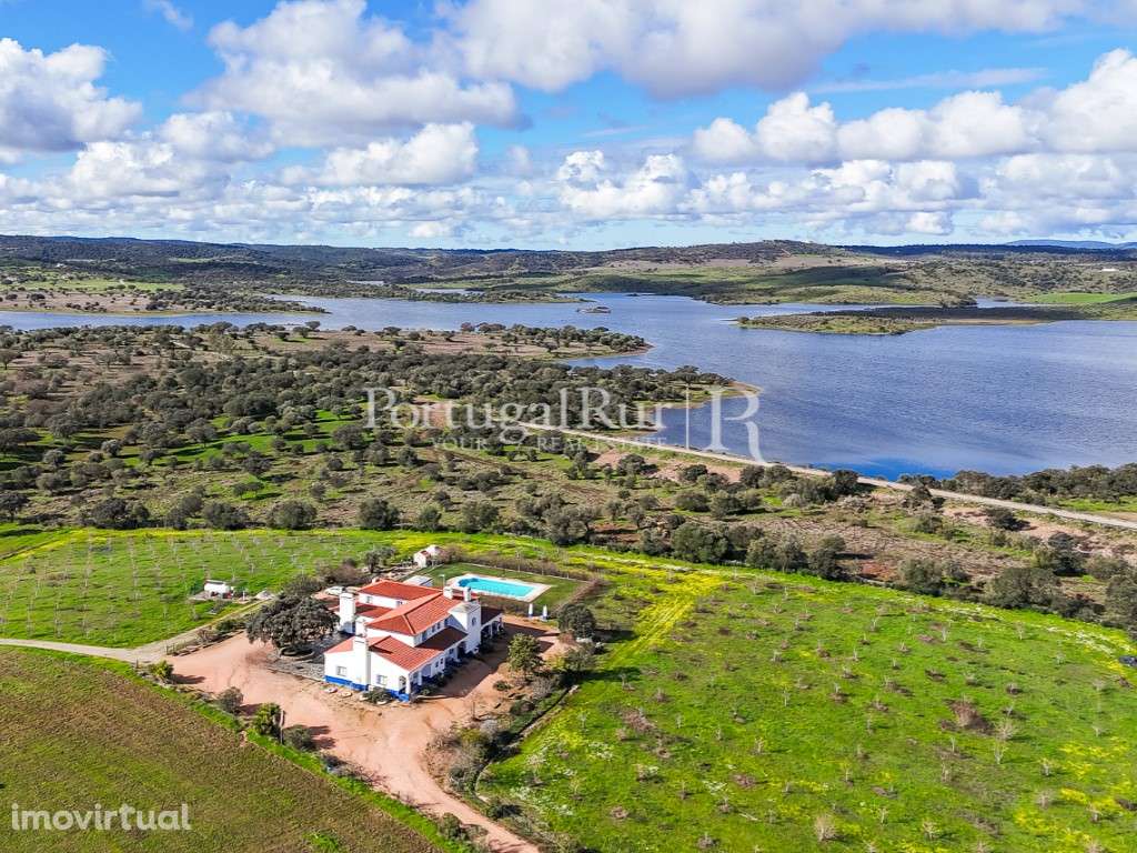 Propriedade com 5,9 hectares, junto à barragem de Lucefécit - Grande imagem: 5/32