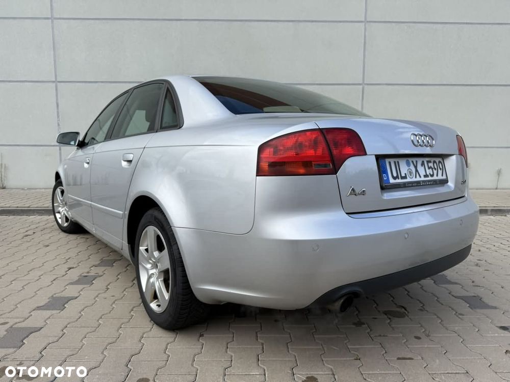 Audi A4 Limousine 2 - 7