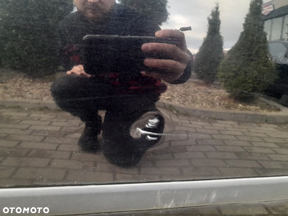 FORD FIESTA MK6 DRZWI LEWE PRZEDNIE LEWY PRZÓD KOLOR: D2 - 3