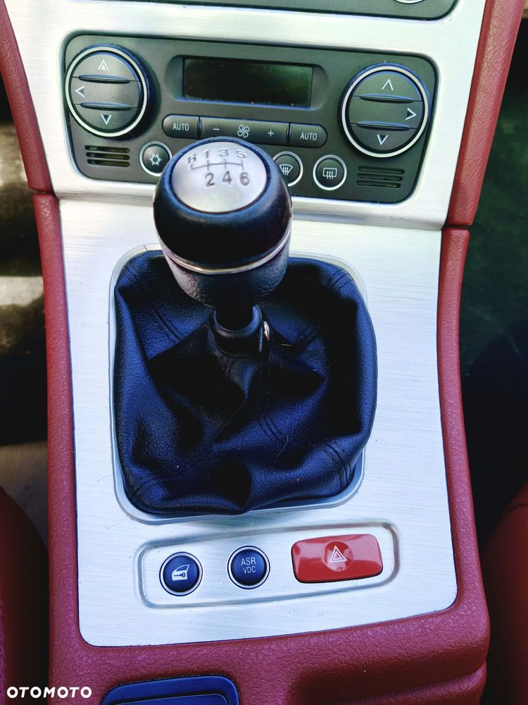 Alfa Romeo Brera 2.4JTDM Sky View - 9