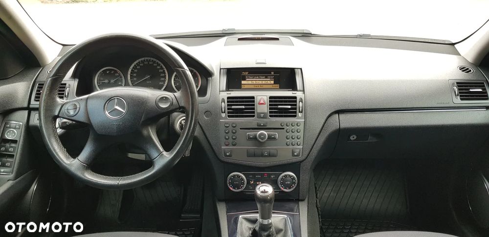 Mercedes-Benz Klasa C 200 CDI DPF Classic - 17