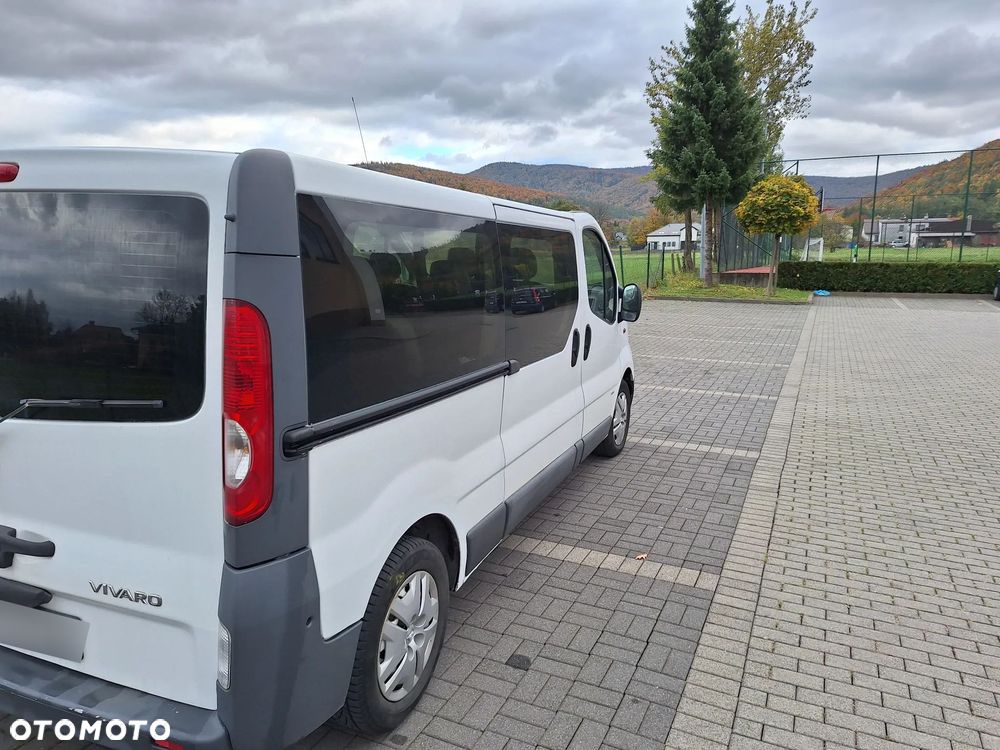 Opel Vivaro L2H1 2.9t - 4
