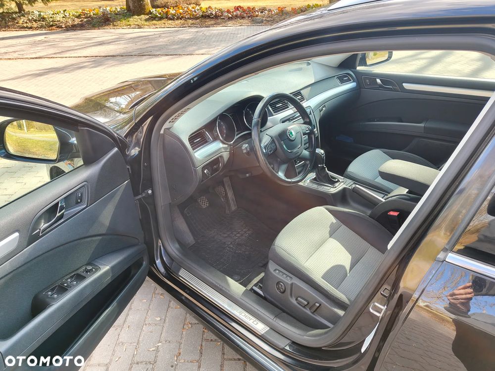 Skoda Superb 2.0 TDI Elegance - 7