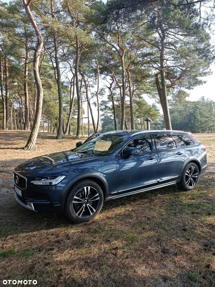 Volvo V90 Cross Country D4 AWD - 33