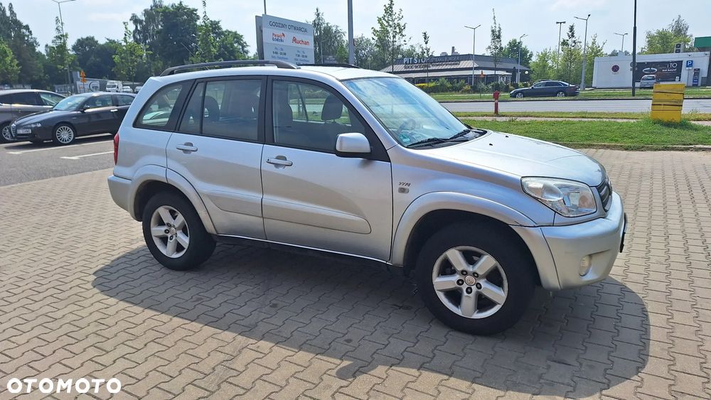 Toyota RAV4 2.0 VVT-i 4x4 - 6