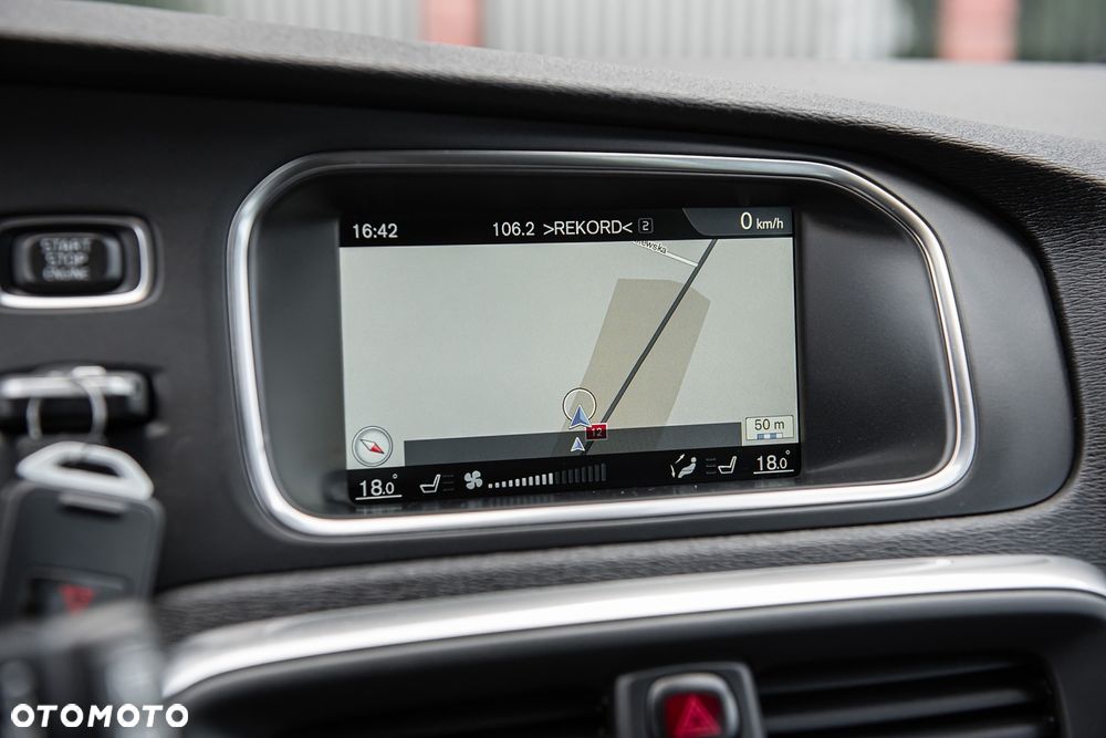 Volvo V40 D2 RDesign - 23