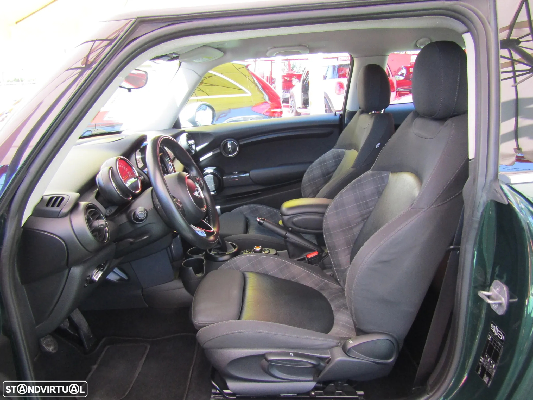 MINI 3 Portas Cooper D - 17