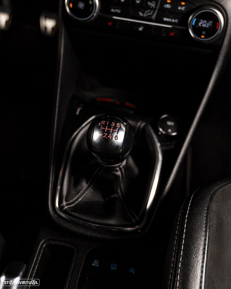 Ford Fiesta 1.5 EcoBoost ST - 22