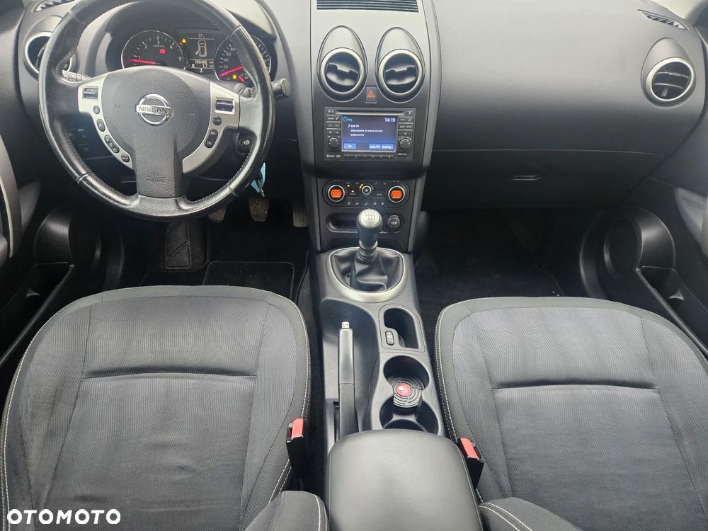 Nissan Qashqai 2.0 dCi DPF acenta - 6