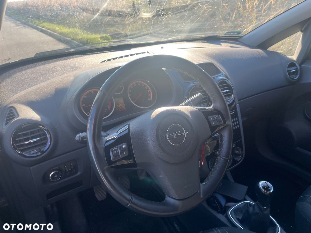 Opel Corsa - 8