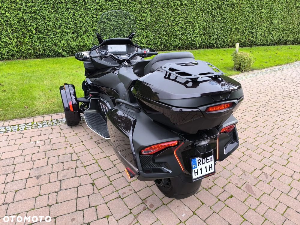 Can-Am Spyder - 3