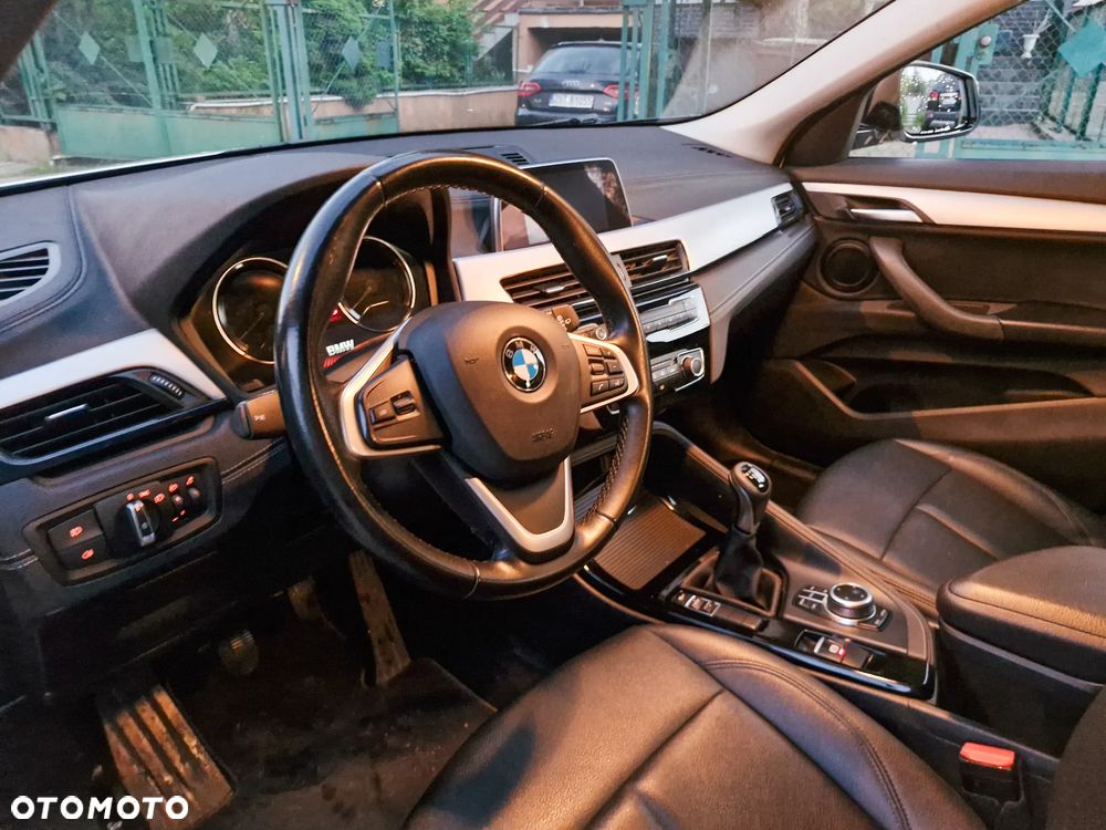 BMW X2 sDrive18d Advantage Plus - 10