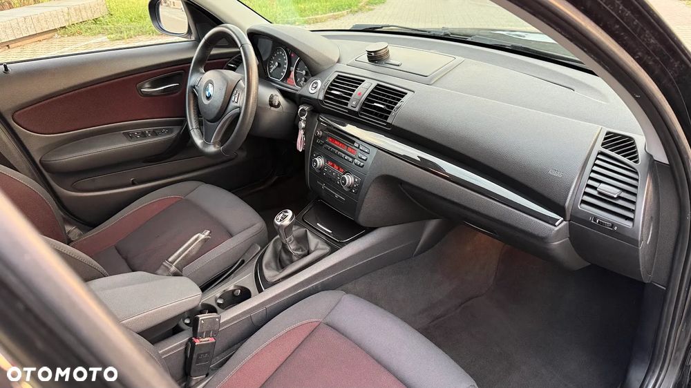 BMW Seria 1 116d - 13