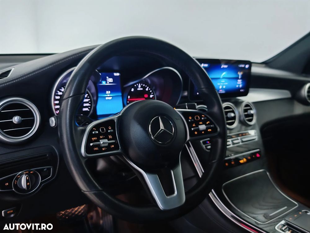 Mercedes-Benz GLC 220 d 4MATIC 9G-TRONIC - 4
