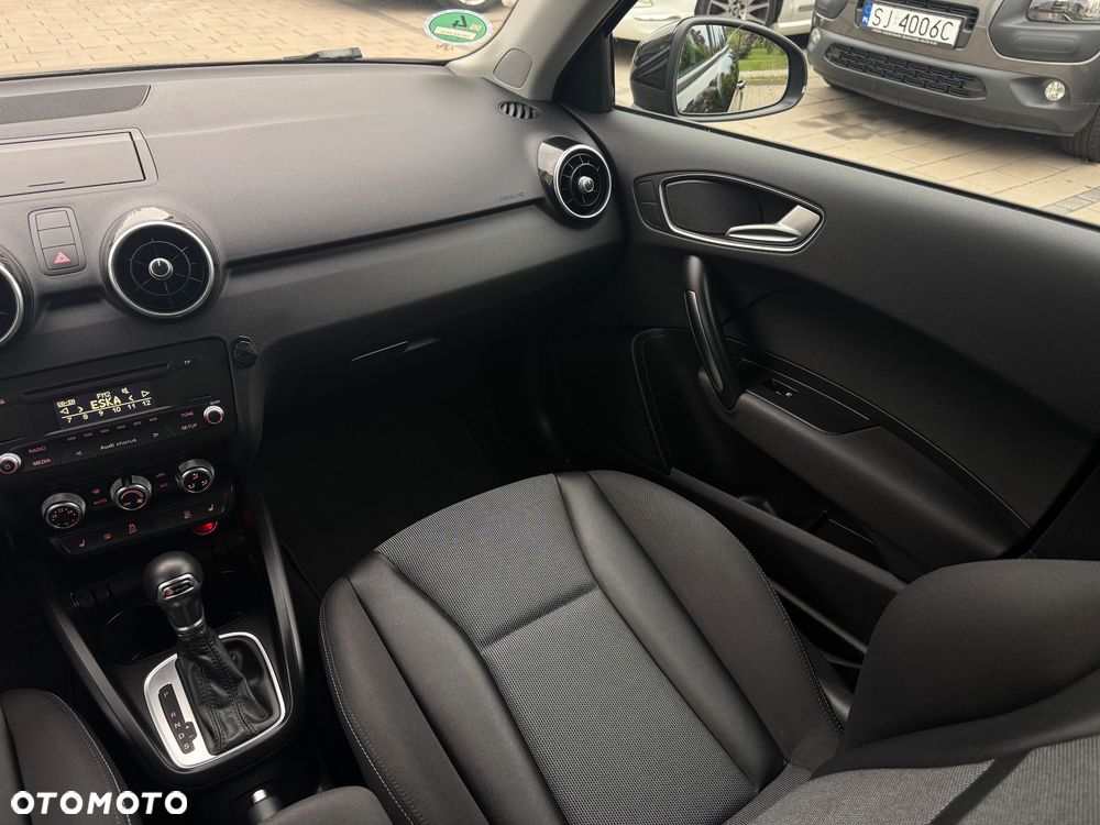 Audi A1 Sportback 1.6 TDI S tronic S line edition - 16