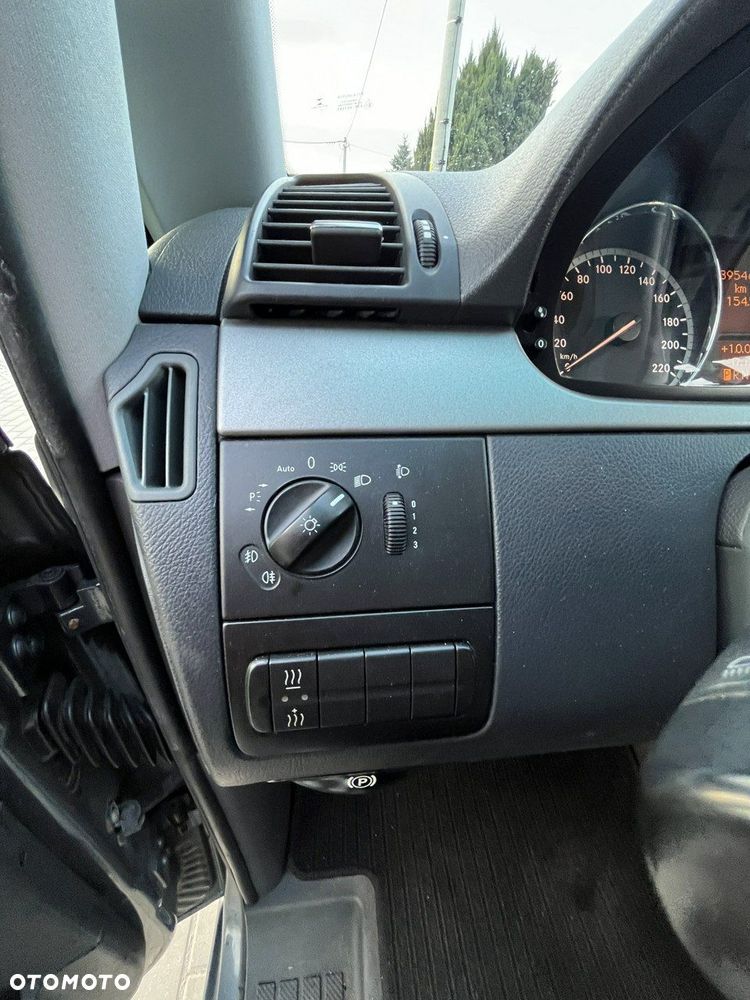 Mercedes-Benz Viano - 26